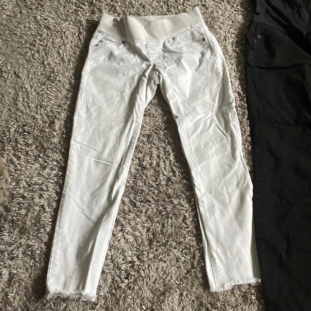 Gap Maternity white jeans size 26R
